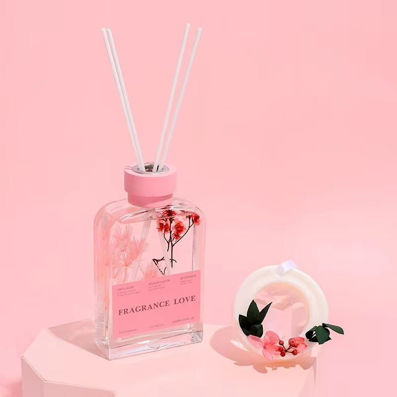 AIKUN Fireless Indoor Atmosphere Fragrance Gift Box Set Scented Essential Oil Candle Glass Bottle for Birthday Home Decor