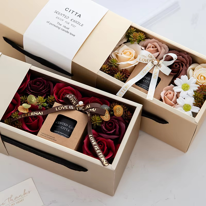 Exquisite Artificial Rose Packaging Box Aromatic Candles Black Glass Jars Scented Candles for Prize Gift