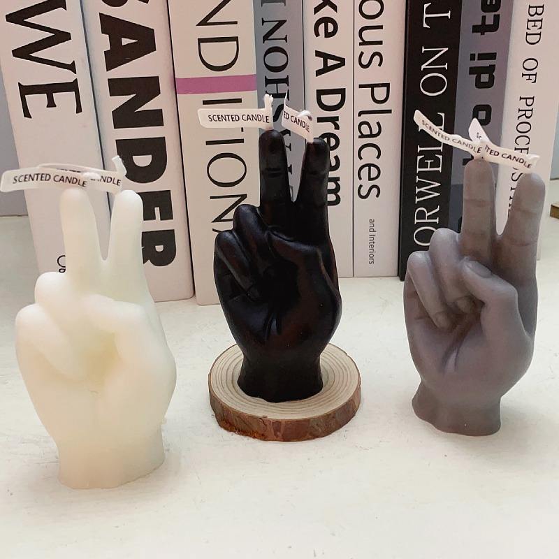 AIKUN Victory Finger Shaped Soy Wax Candle Fresh Air Aromatic Spiritual Private Label Creative Design for Holiday Gift Boxes