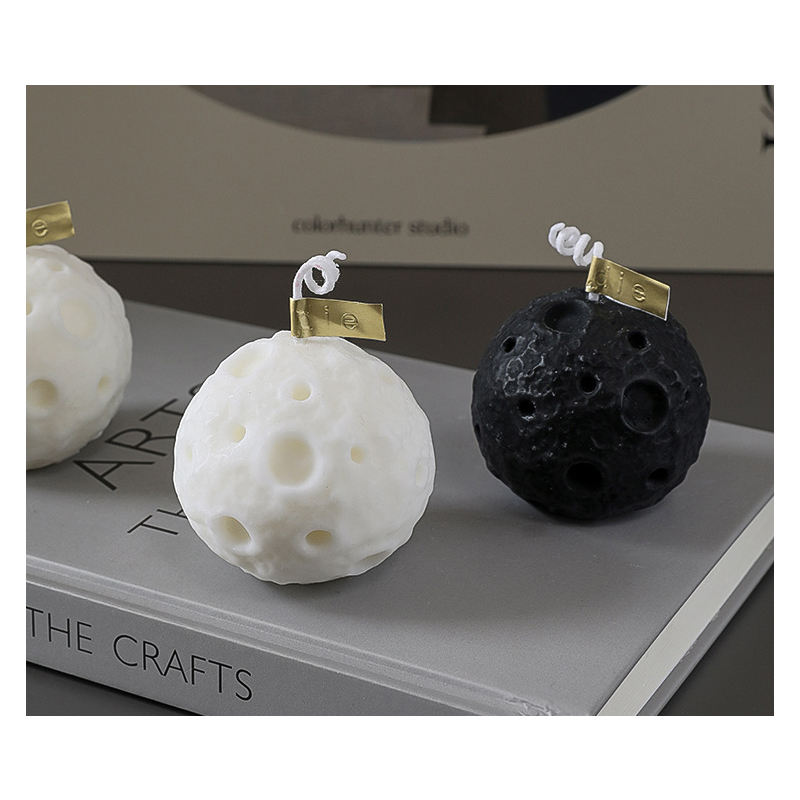 Moon Shape Soy Wax Candles Photography Props Decoration Aromatherapy Black and White Scented Candle