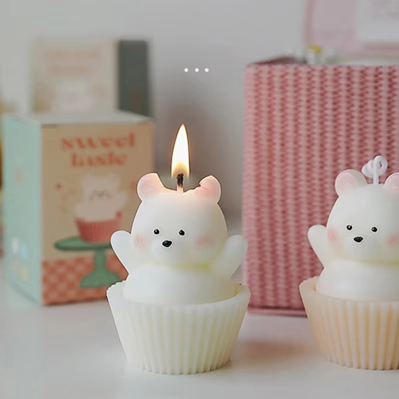 AIKUN Creative DIY Gifts Cute Handmade Candle Cupcake Birthday Decorative 3d Animal Bear Cake Scented Soy Wax Candles
