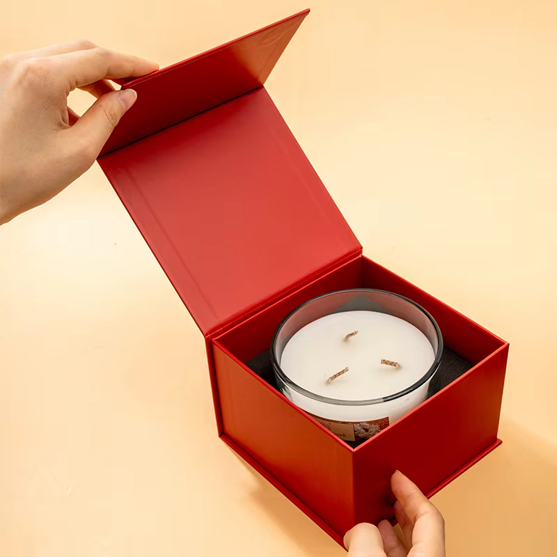 AIKUN Latest Glass Fragrance Reusable Design Candle Red Luxury Gift Box for Home Decor and Gift Giving