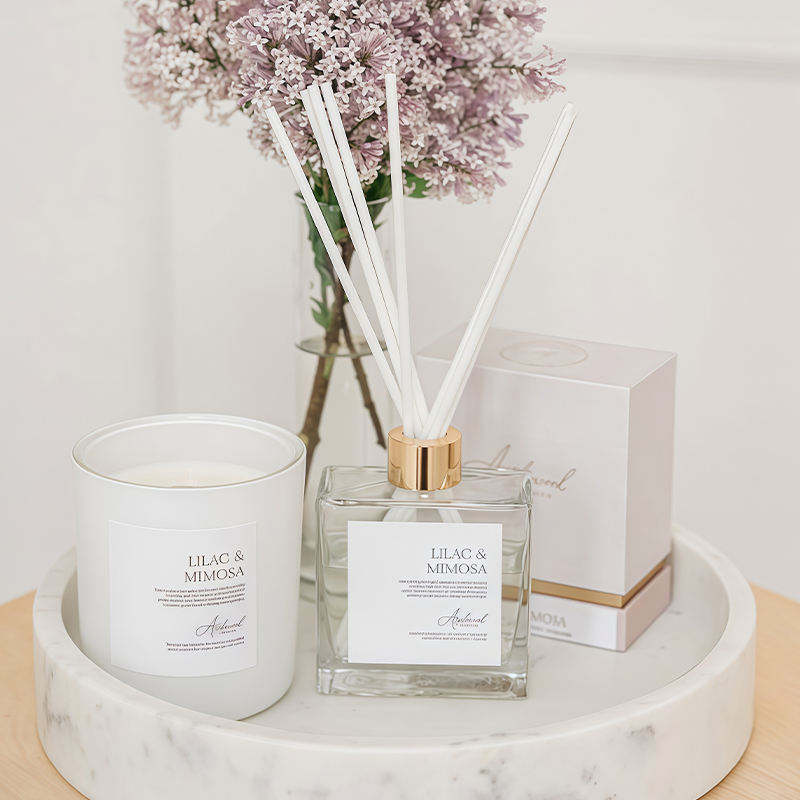 AIKUN Wholesale Premium Rattan Aromatherapy Reed Diffuser Candle Soy Wax New Design Long Burning Candles for Romantic Gifts