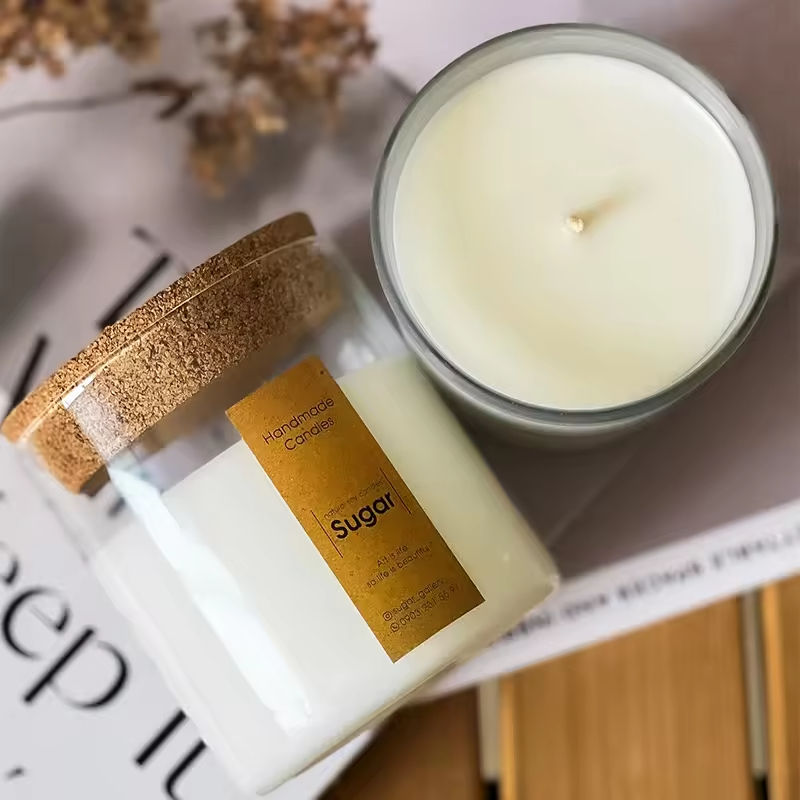 AIKUN Customized Relaxing Lavender Fragrant Scented Glass Candles Luxury Scented Candles Perfect for Creating Ambiance With Lids