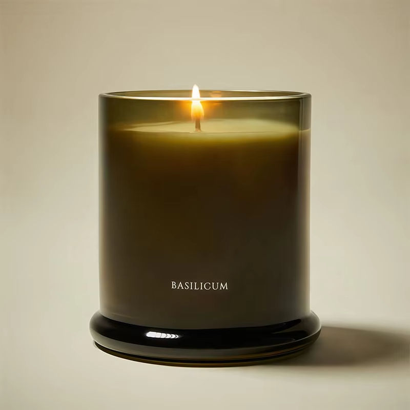AIKUN Custom Label Soy Wax Scented Candle Popular Design Bulk Glass Aromatherapy Candle for Living Room Decor