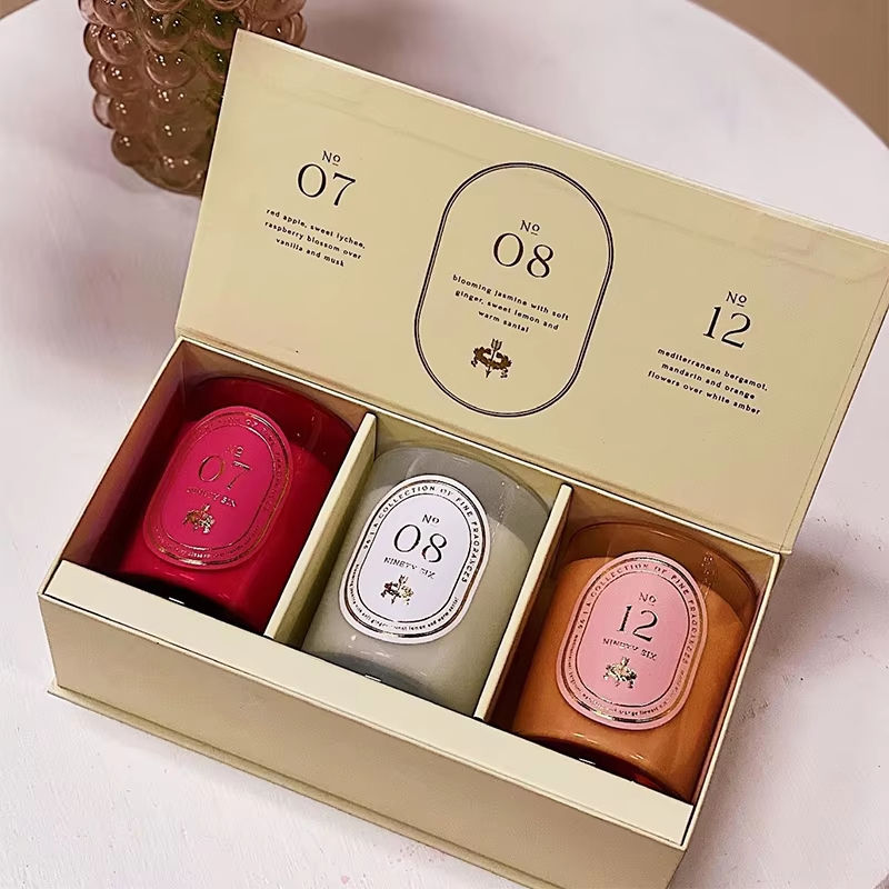AIKUN Stylish Glass Jar Customized Scent Tag Design Personalized Box Scented Candles Set for Bathroom