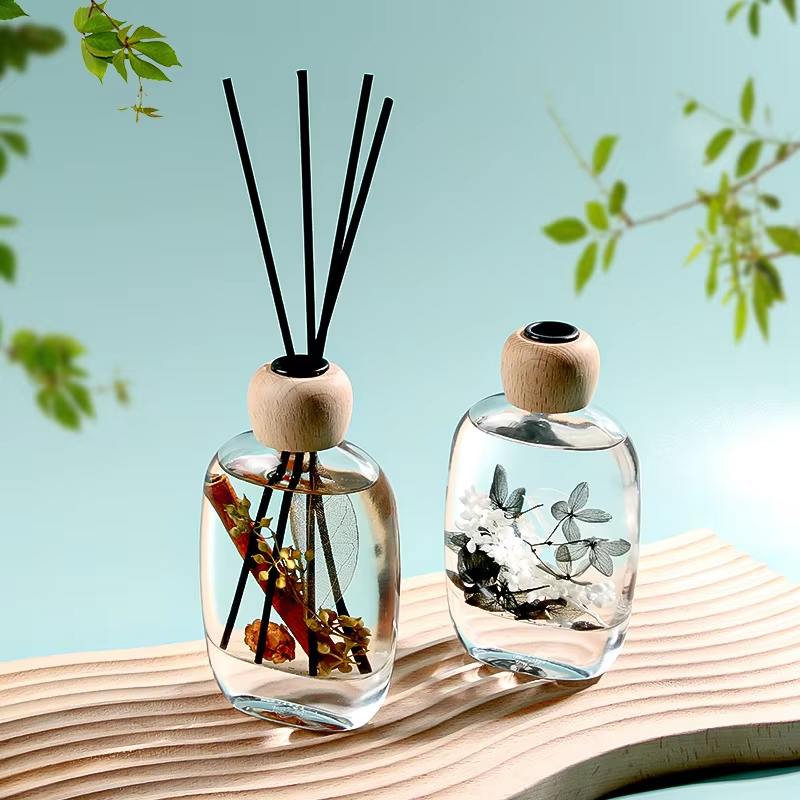 AIKUN Factory Wholesale Luxury Aromatherapy Indoor Fireless Gift Box Set Long-Lasting Fragrance Flower Tree Planet Glass Bottle