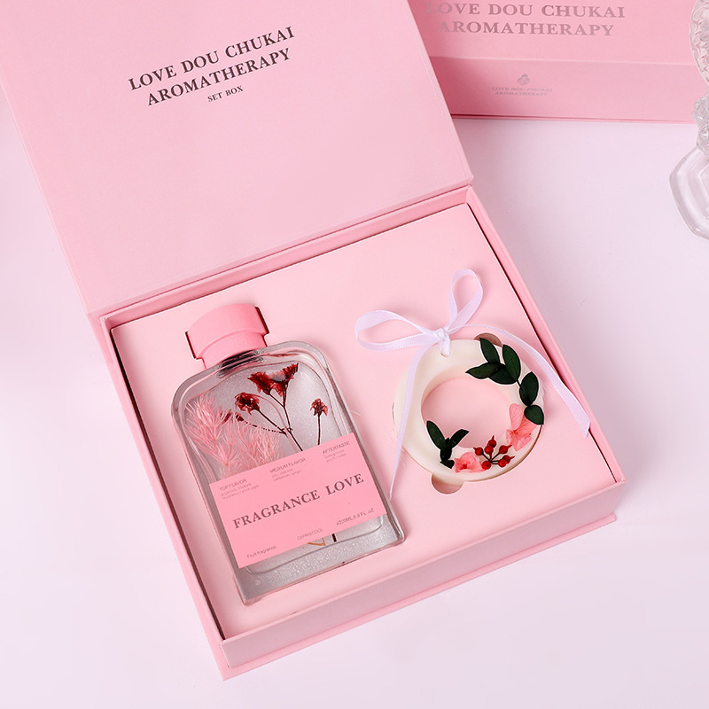 AIKUN Fireless Indoor Atmosphere Fragrance Gift Box Set Scented Essential Oil Candle Glass Bottle for Birthday Home Decor