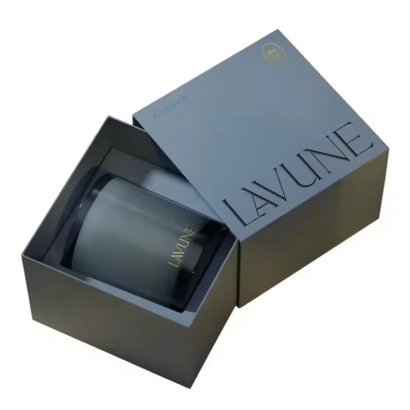 AIKUN Unique Stress Relief Soy Wax Blue White Gradient Glass Aromatherapy Candles Luxury Scented Candle With Cylindrical Box