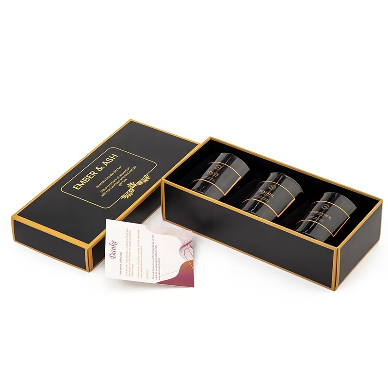 AIKUN Winter Decor Natural Soybean Wax Manufacturers Black Glass Fragrance Candle Luxury 3 in 1 Scented Candle With Gift Box Set