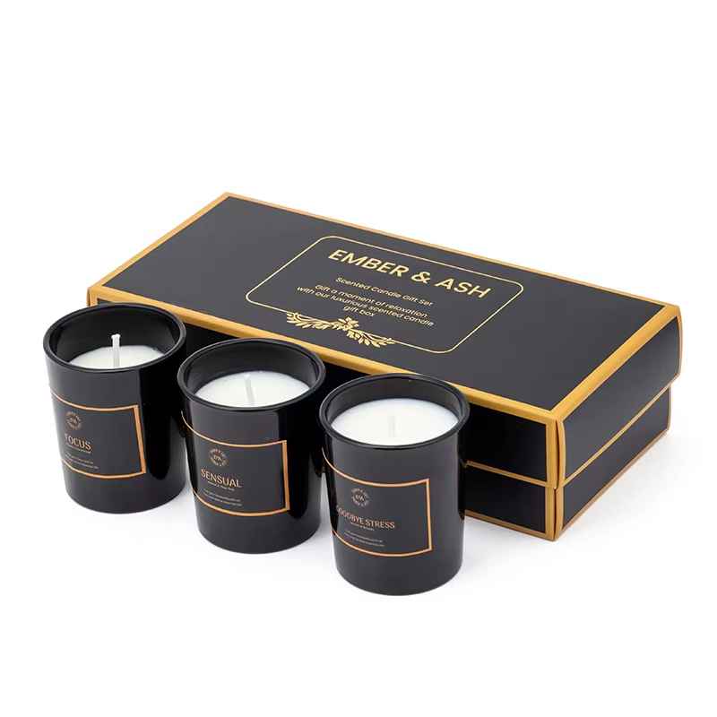 AIKUN Winter Decor Natural Soybean Wax Manufacturers Black Glass Fragrance Candle Luxury 3 in 1 Scented Candle With Gift Box Set