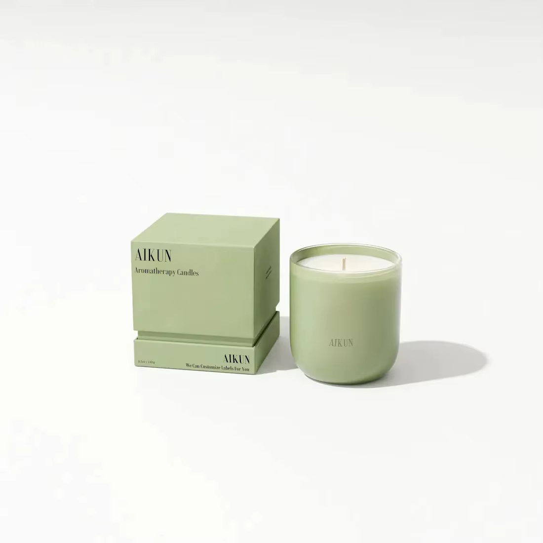 AIKUN Customized Box Design Large Strong Scented Oil Candle Home Decoration Custom Soy Wax Glass Jar Scented Candle
