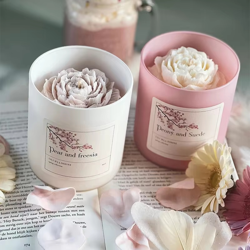 AIKUN Romantic Handmade Pink White Rose Bouquet Shape Aromatherapy Candle With Luxury Ribbon for Valentine\'s Day Gifts