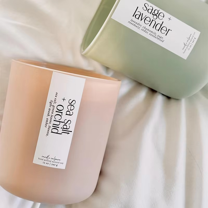 AIKUN Luxury Reusable Pure Soy Wax Long-Lasting Fragrance Aroma Candle Gift Box for Room Freshening