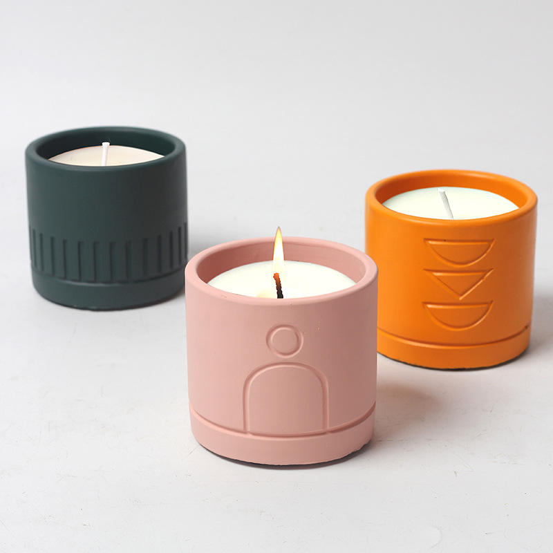AIKUN Premium Home Decor Custom Labels Engraved Matte Ceramic Jar Scented Soy Wax Candles