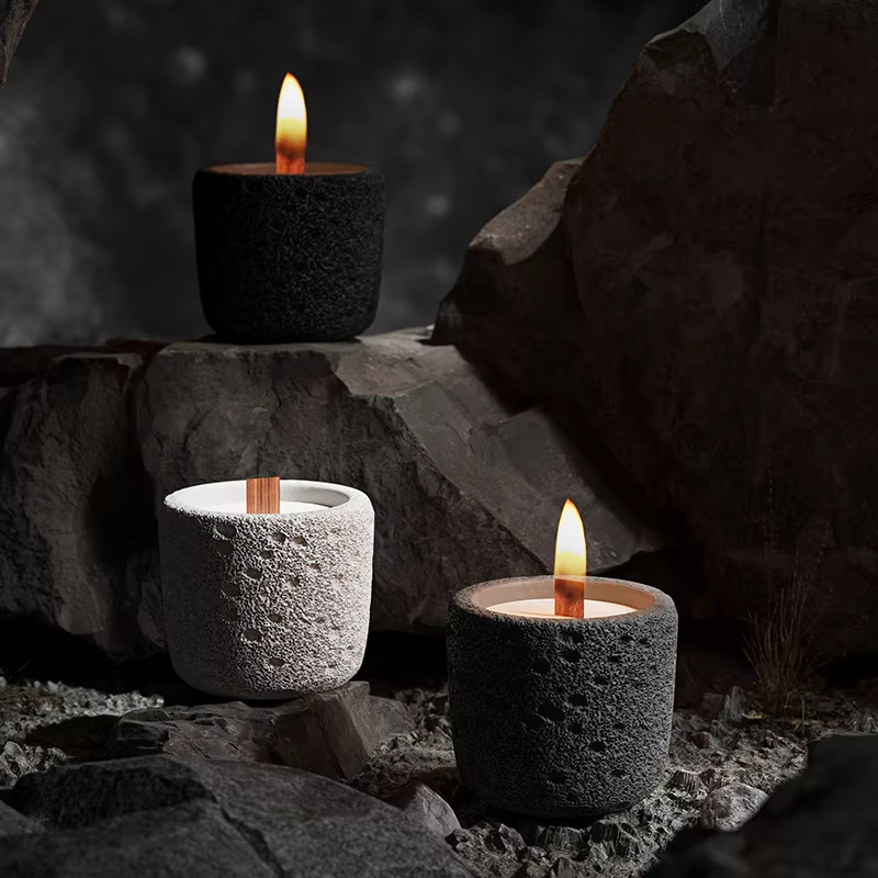 AIKUN Custom Artistic Matte Candle Vessels Embossed Cement Aroma Aromatherapy Candle Colorful Concrete Jar Scented Candle