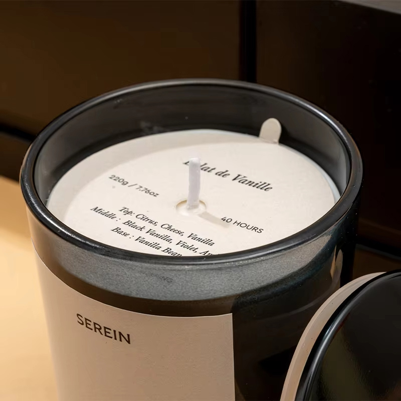 AIKUN Luxury Premium Black Glass Jar Custom Fragrance Scented Aromatherapy Candles Eco-Friendly Packaging Gift Box
