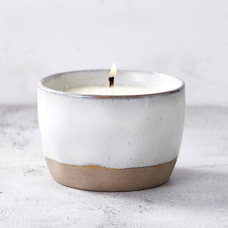 AIKUN Custom Ceramics Aromatherapy Candles High Quality Soy Wax Eco Friendly Packaging Best Selling Scented Candles