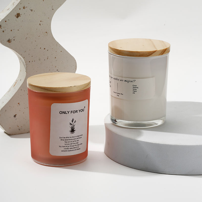 AIKUN Romantic Home Decor Soy Wax Scented Candles Customizable Fragrance Labels White Glass Christmas Thanksgiving Easter