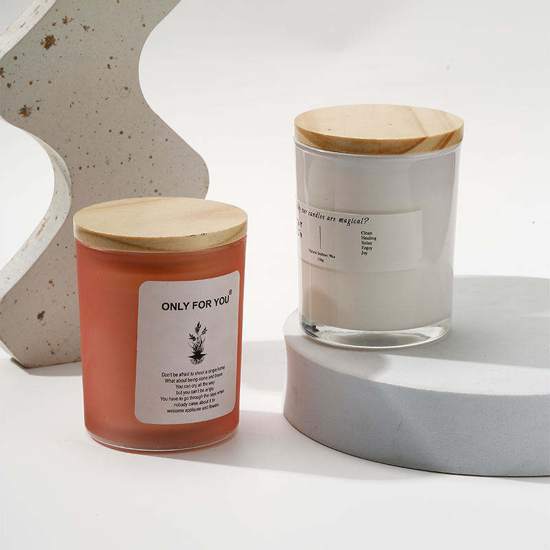 AIKUN Romantic Home Decor Soy Wax Scented Candles Customizable Fragrance Labels White Glass Christmas Thanksgiving Easter