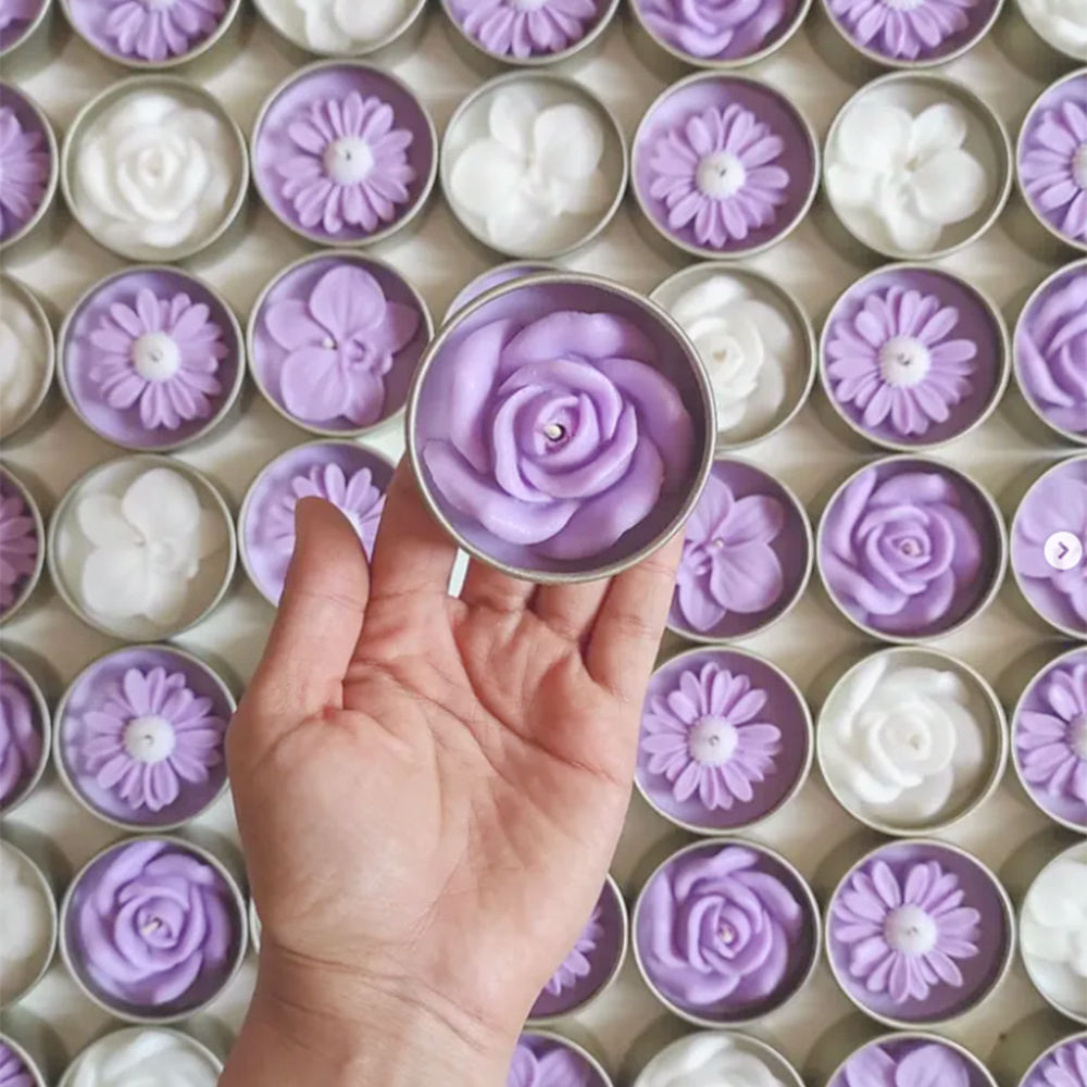 AIKUN Eco-Friendly Non-Toxic Soy Wax Candle with Essential Oils Floral Aroma Tin Jar Mood Enhancing Gift Set