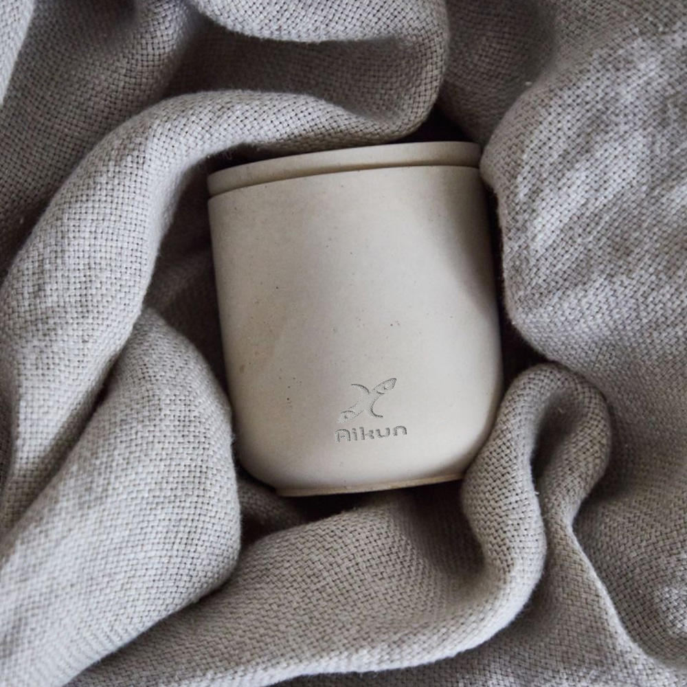 Aikun Reusable Premium Quality Eco-Friendly Soy Wax Durable Ceramic Cup Candle Home Decor Gift Box