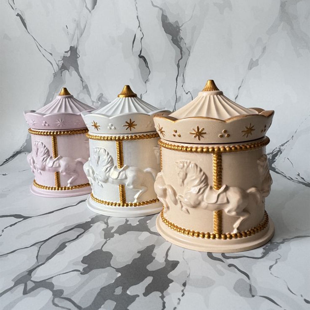 AIKUN Latest Factory-Direct Aroma Candle Ceramic Cup Rotating Horse Packaging Fragrant Scents for Air Purification Home Decor