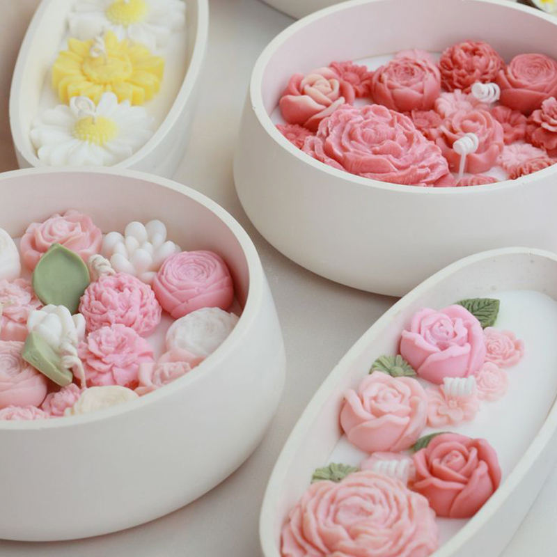 AIKUN Hot-selling Soy Wax Luxury Delicate Ceramic Candle with Wood Core and Flowers Decorations for Wedding & Events