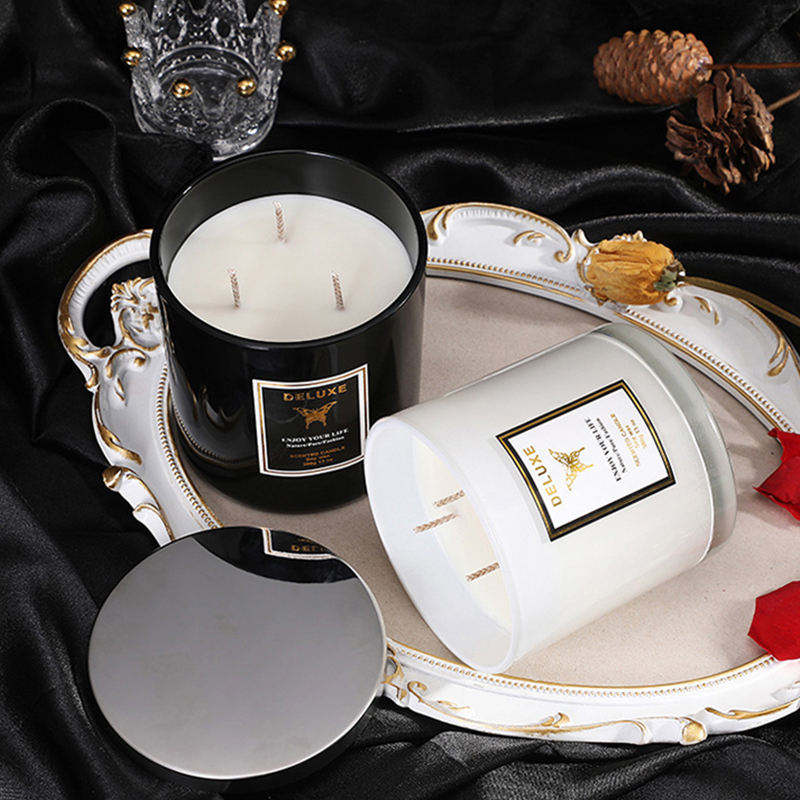 Luxury Private Label Aromatherapy Scented Soy Wax Candles Wedding Favor Three Wick Fragrance Candle With Glass Jar
