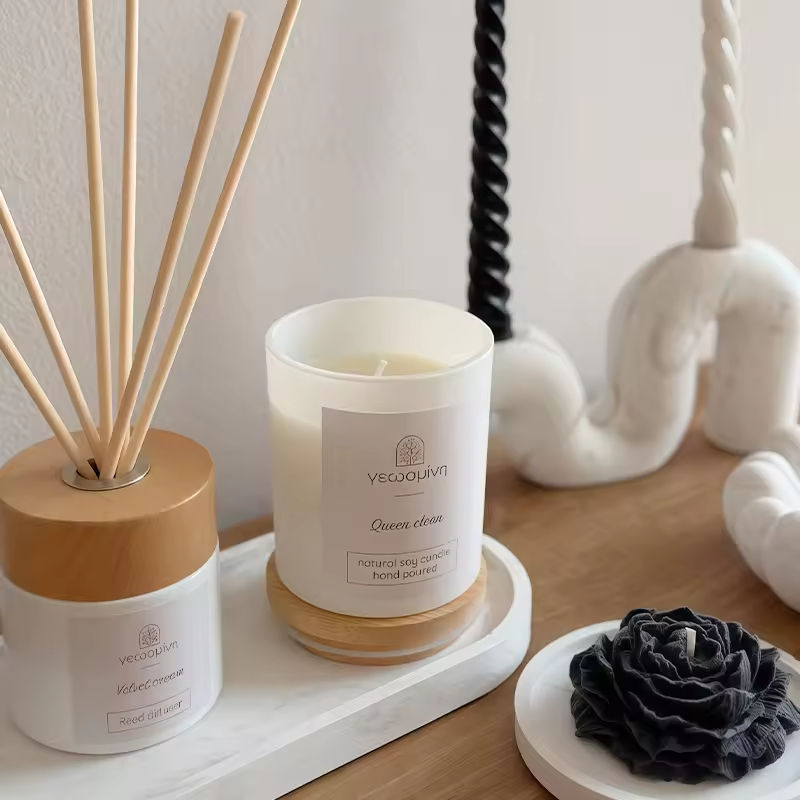AIKUN High Quality Luxury Reed Diffuse Scented Candle Advanced Aromatherapy Candle Gift Custom Design for Home Decoration