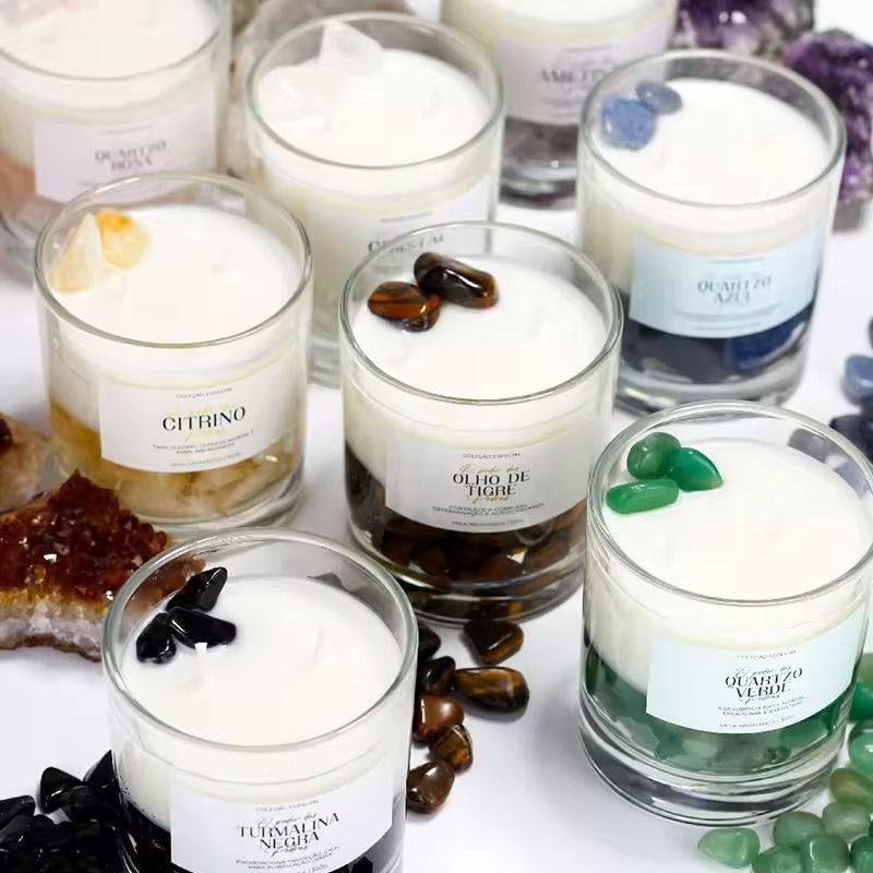 AIKUN 2025 New Design Luxury Scented Candle Glass Jar Natural Soy Wax Scented Candles with Crystal Stone
