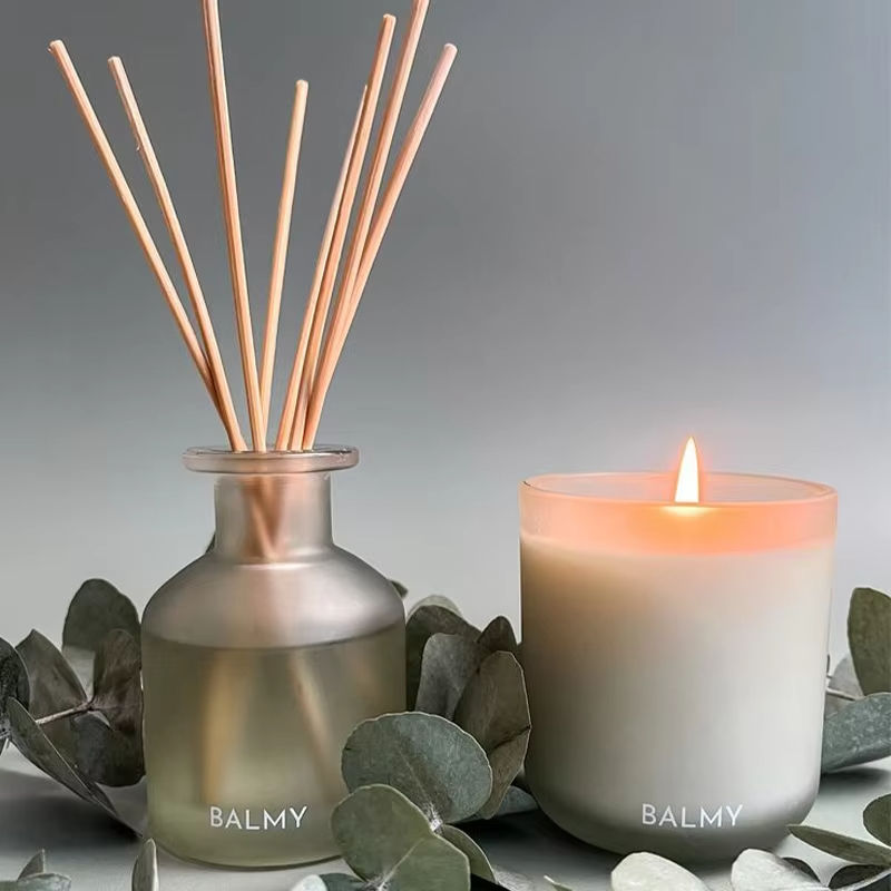 AIKUN Natural Long Lasting Fragrance Scented Room Diffuser Custom Box Popular Gift Flameless Reed Diffuser for Living Room Decor