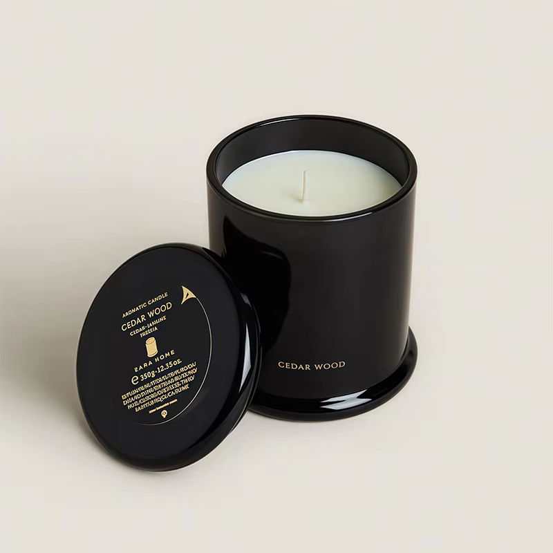 AIKUN Custom Label Soy Wax Scented Candle Popular Design Bulk Glass Aromatherapy Candle for Living Room Decor