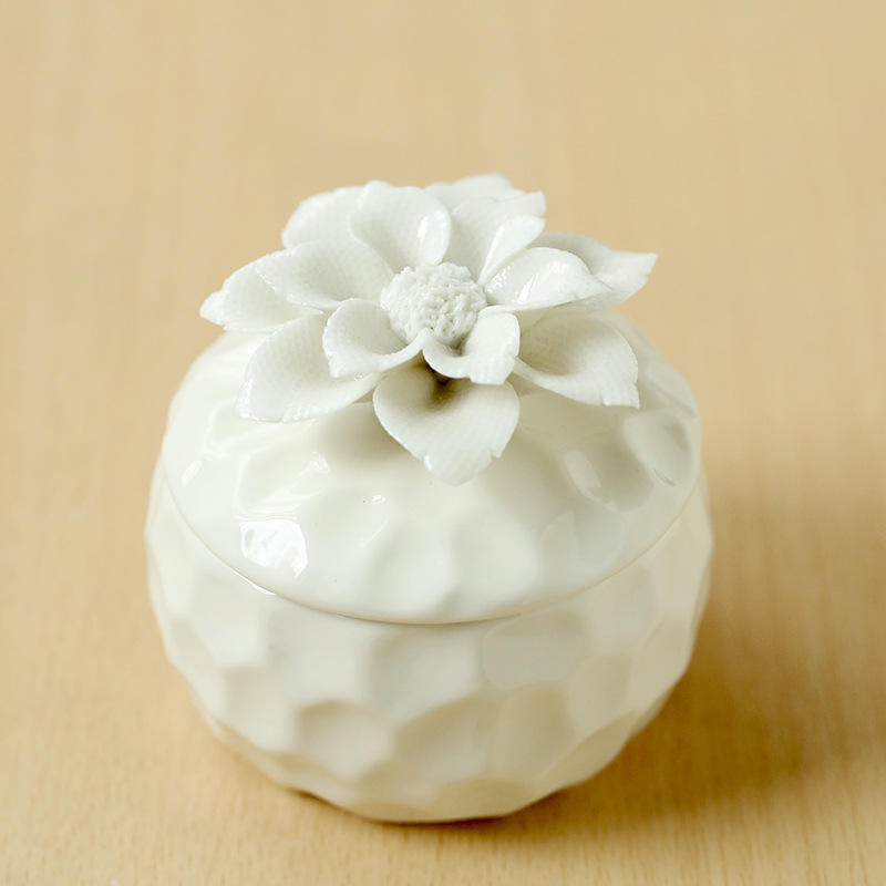 AIKUN Scandinavian Style Ins Hand-Painted Flowers Ceramic Jar Creative Companion Decorative Aromatherapy Fragrance Aroma Candles