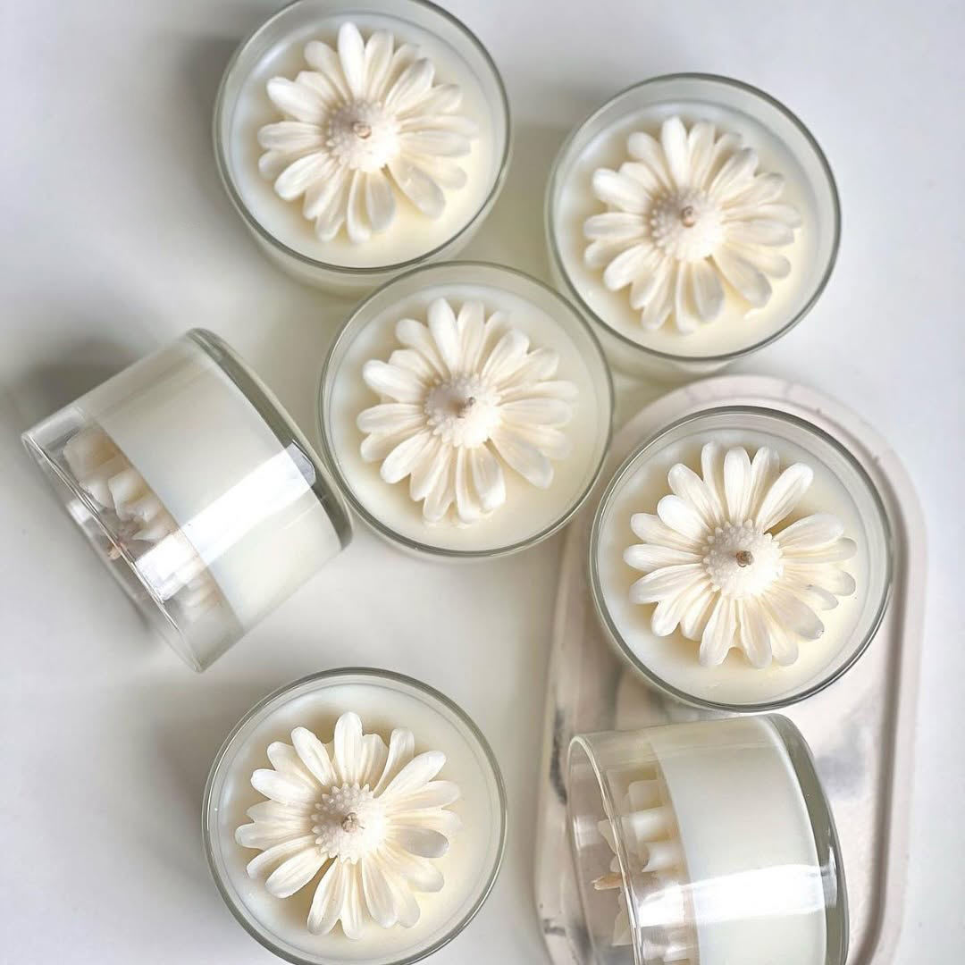 AIKUN Home Decor Candle Jars Luxury Scented Candle Transparent Small Glass Jar Unique Daisy Design Candles