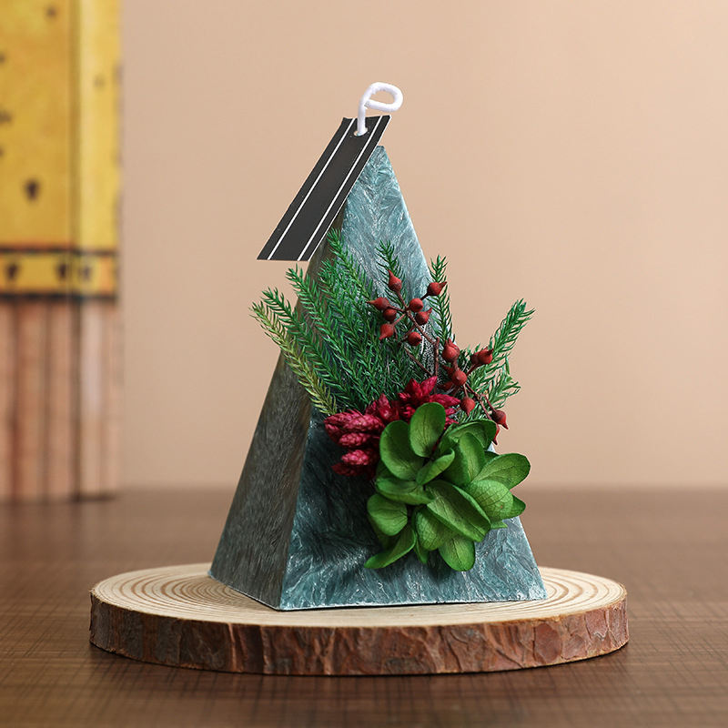 AIKUN Wholesale Factory Price High Quality Soy Scented Candle Tapered Christmas Tree Scented Candle for Home Decoration