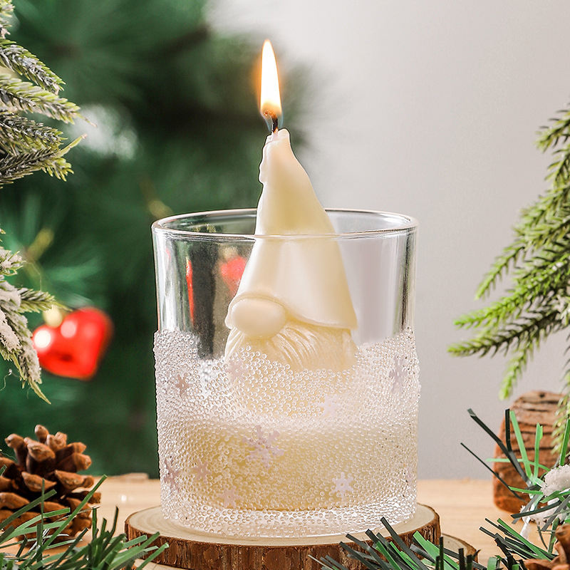 AIKUN Hot Sell Customizable Scented Candle Jar Handmade 3D Christmas Tree Shape Candles for Holiday Atmosphere and Decoration