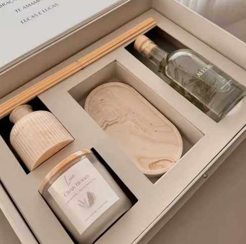 AIKUN Luxury Scent Custom Label Custom Box Glass Jar Fragrance Reed Diffuser for Home Office