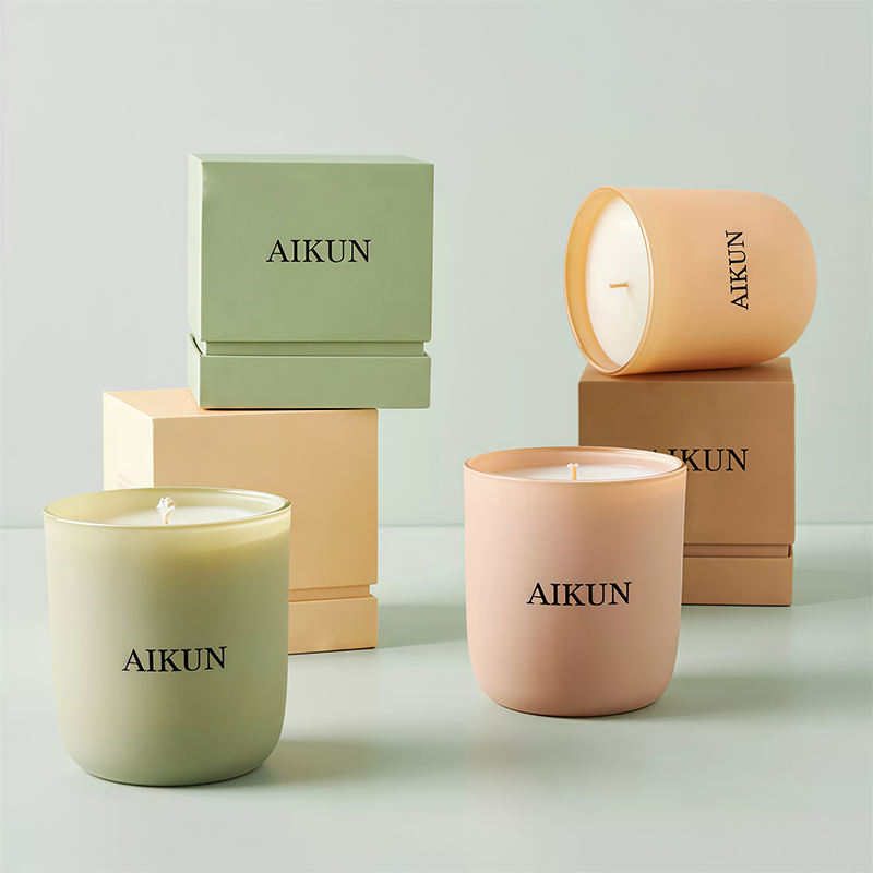AIKUN Luxury Organic Soy Wax Box Personalization Glass Jar Fragrance Scented Candle for Wedding Decoration