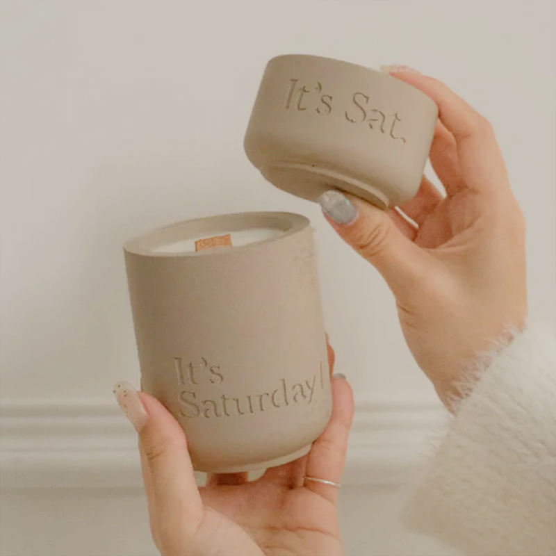 AIKUN Long Lasting Natural Wax Ceramic Jar Private Label Aroma Custom Scented Candle for Wedding Party