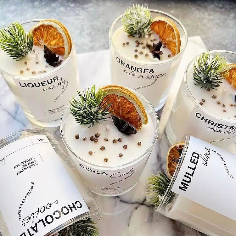 AIKUN Organic Essential Oil Glass Personalized Label Aroma Custom Scented Candle for Hotel Home Decoration