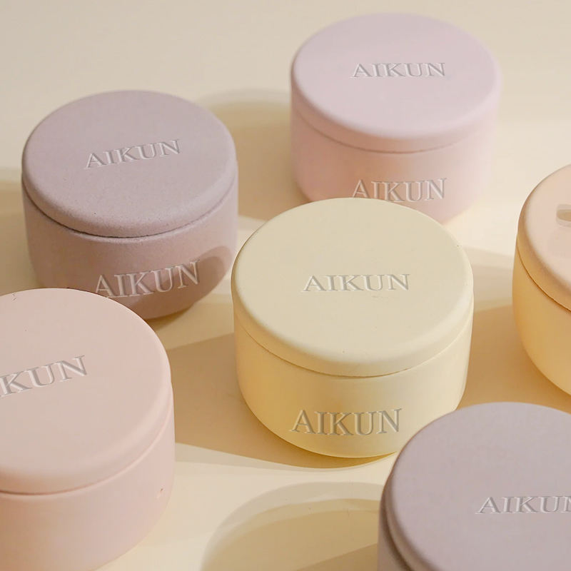 AIKUN Luxury Soy Wax Label Personalization Ceramic Jar Scented Candles for Home Decor Living Room Relaxation