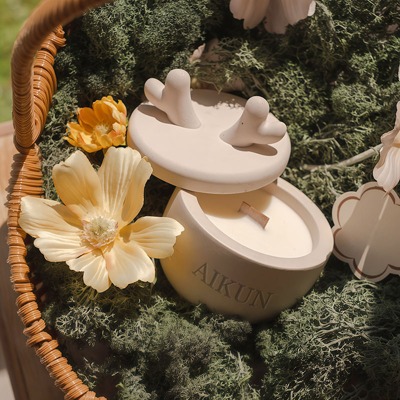 AIKUN Luxury Soy Wax Label Personalization Scented Candles for Home Decoration Wedding Party Spa Relaxation