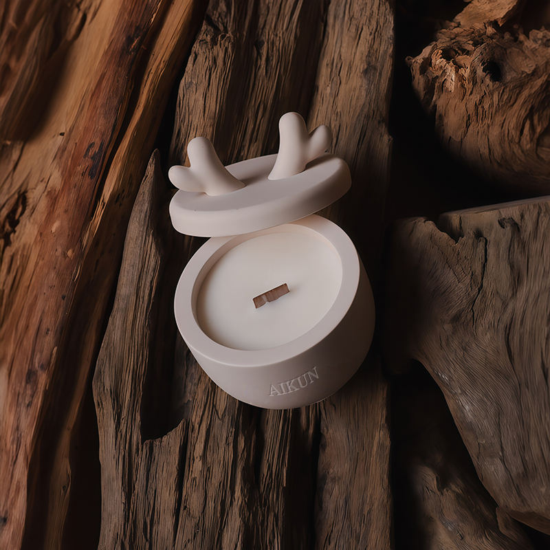 AIKUN Luxury Soy Wax Label Personalization Scented Candles for Home Decoration Wedding Party Spa Relaxation