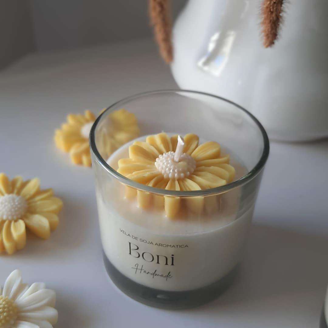 AIKUN Colorful Soy Wax Label Personalization Aromatic Scented Candle for Spa Home Wedding Dector